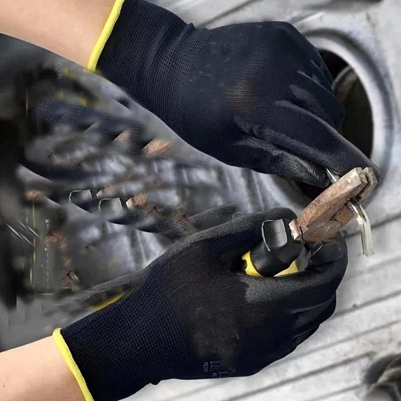 Durable work gloves for safety and protection during light work