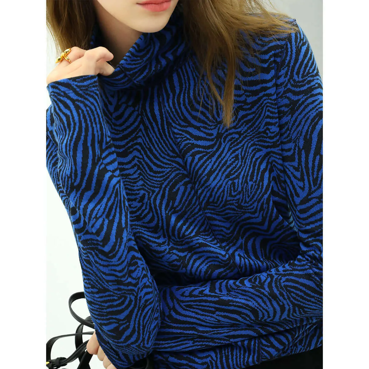 High Neck Zebra Patterned Blue Jacquard Knit Top