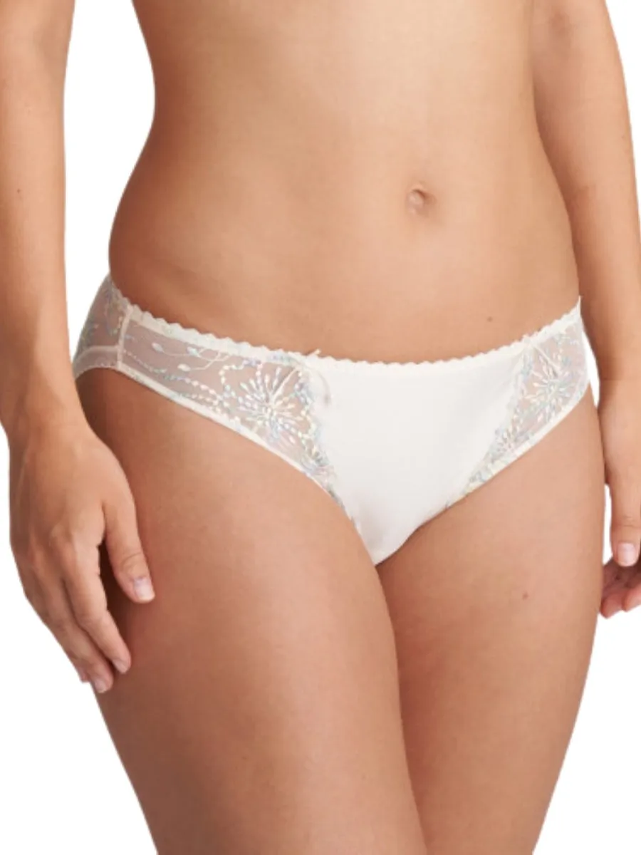 Jane Rio Brief